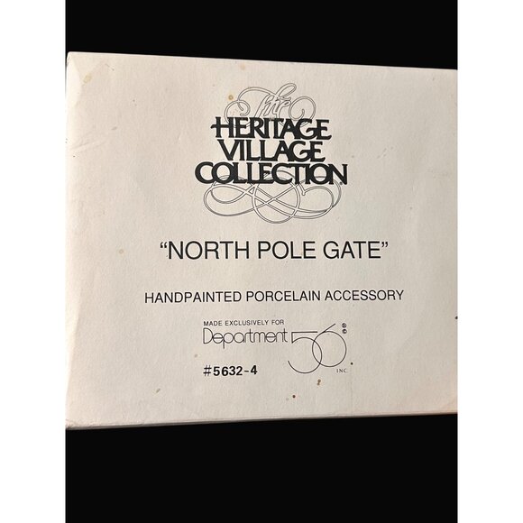 Heritage Village Collection North Pole Gate  Porcelain Dept 56 5632-4 - Picture 2 of 11